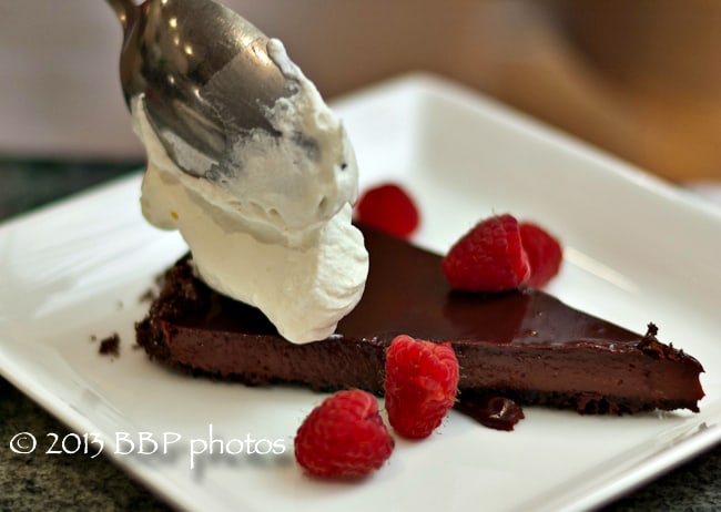 Chocolate tarts in summer? Yes! With these easy recipe for chocolate