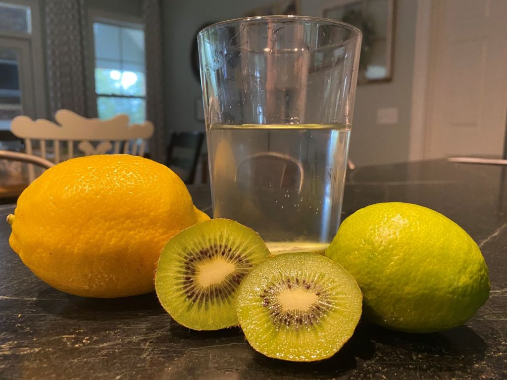 Benefits of water and how to make it taste better with fresh fruit slices